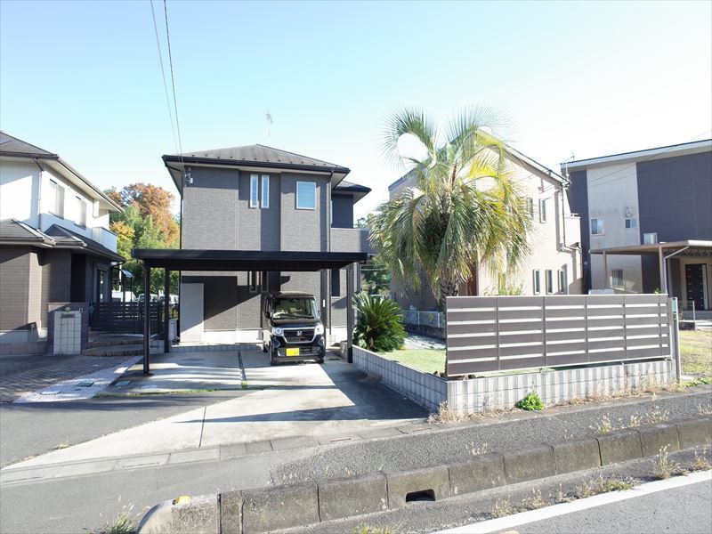 東松山市東平　中古戸建の駐車場