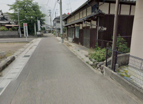 西条市氷見丙546番2の前面道路含む現地写真