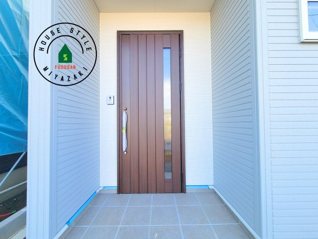 パティオニュータウン月見ヶ丘（6号棟）の玄関|おでかけの時も帰った時も、「我が家」を最初に感じでもらえる素敵な空間に。