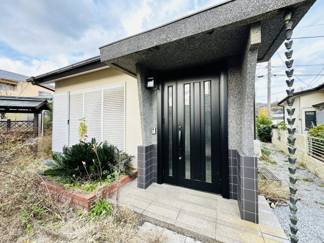 秦野市曽屋　敷地広々136坪リフォーム戸建の外観