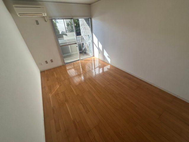 ドルム芦屋川の洋室