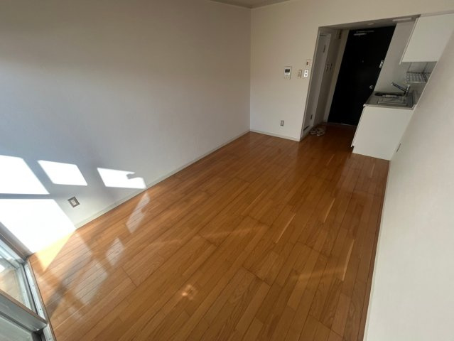 ドルム芦屋川の居間・リビング