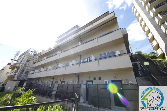 シャトー朝霧の外観