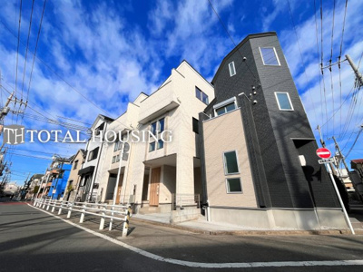 【前面道路含む現地写真】 | 武蔵野市西久保3丁目　新築戸建　全3棟