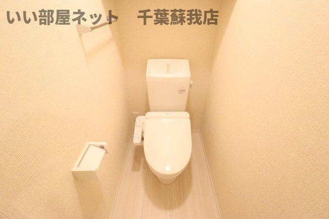 D-roomちはら台Eのトイレ|清潔感のあるトイレです