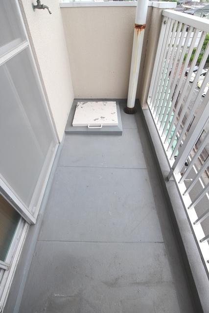 魚宗ビル【キャッシュバック対象物件】のバルコニー|広々としたバルコニーです