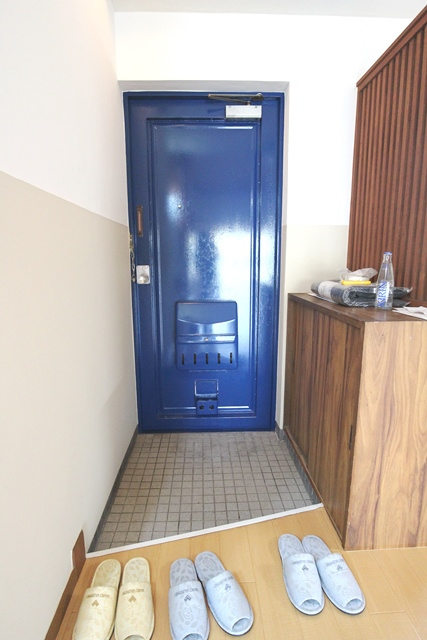 魚宗ビル【キャッシュバック対象物件】の玄関|シンプルで使いやすい玄関です