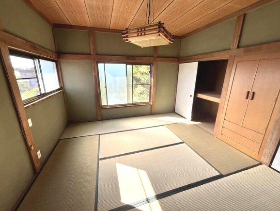 山武郡九十九里町作田　中古戸建の和室|内装リフォーム令和6年10月 敷地約95坪  ５LDK 一部増築未登記。セットバック要す