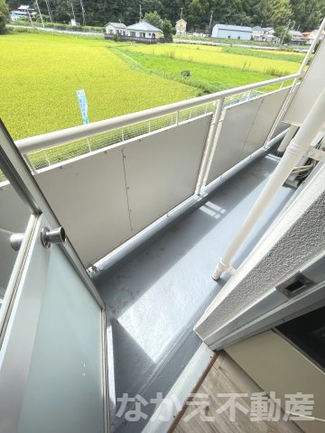 【バルコニー】 | 外からの目が気にならないバルコニーで洗濯物が干せます