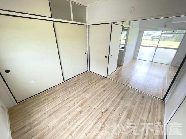 【寝室】 | 落ち着いた色調の寝室です