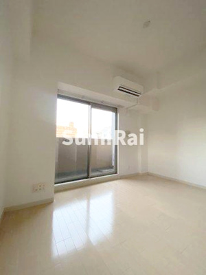 【居間・リビング】 | ライジングコート三宮マリーナシティ