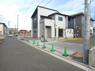 【前面道路含む現地写真】 | 前面道路含む現地写真です