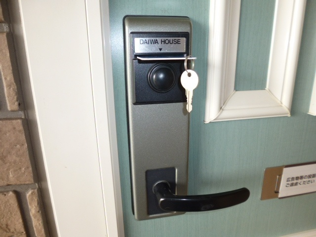 倉敷市福田町古新田のアパートの玄関|カードキー
