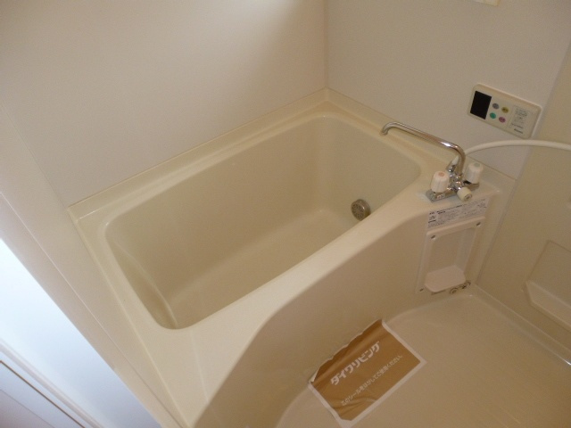 倉敷市福田町古新田のアパートの浴室