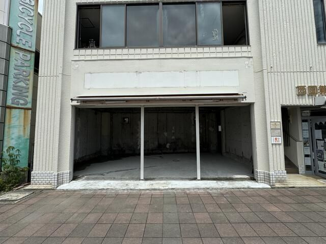 西国第二ビルの外観