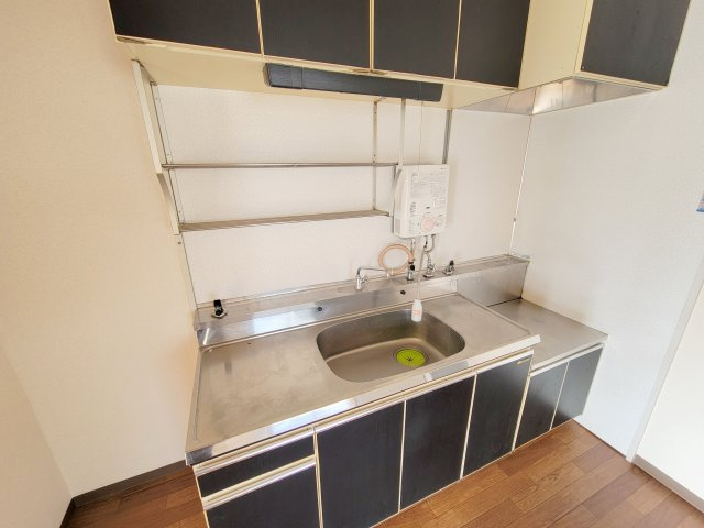 帝塚山ガーデンハイツ2号棟のキッチン