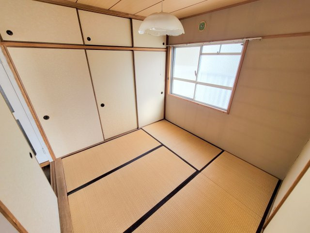 帝塚山ガーデンハイツ2号棟の和室