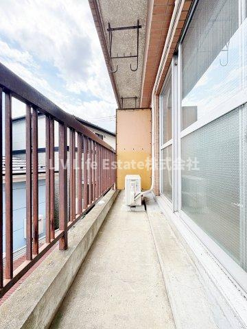 東大和ビルのバルコニー