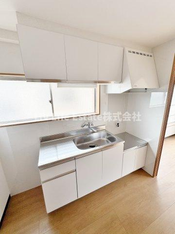 東大和ビルのキッチン