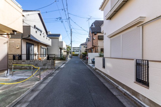 【前面道路含む現地写真】