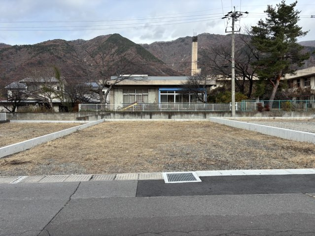 土地　上田市常磐城5丁目の外観