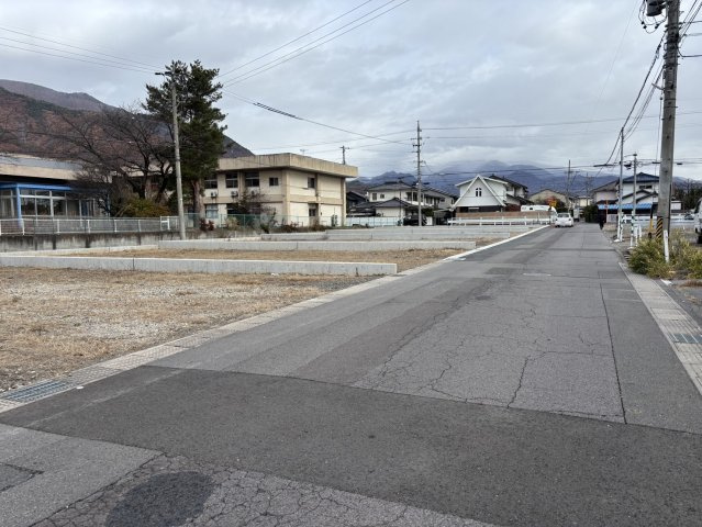 土地　上田市常磐城5丁目の外観