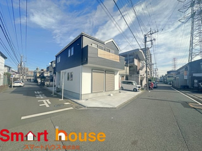 【前面道路含む現地写真】 | 相模原市中央区鹿沼台　最終2棟！ | 
お住まいの前面道路が広いと駐車が楽になり、陽当たりも遮られないので明るく居心地の良いお家になります♪