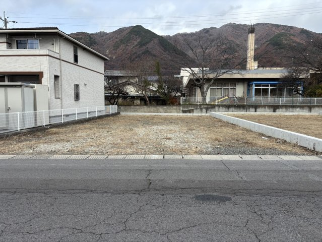 土地　上田市常磐城5丁目の外観