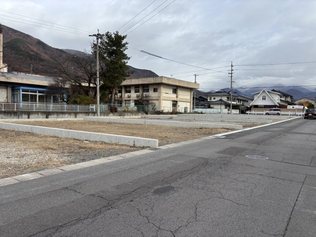 土地　上田市常磐城5丁目の外観