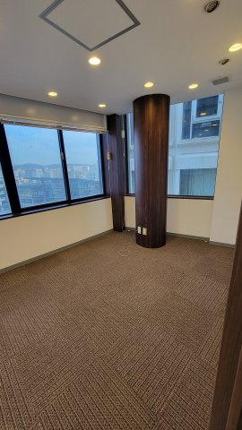 スカイラークビルの居間・リビング