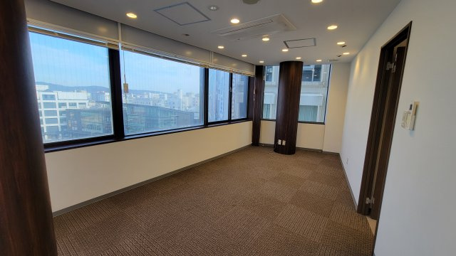 スカイラークビルの内装