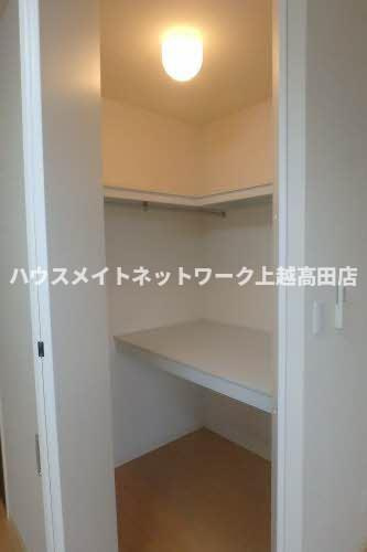 エーデルハイムの収納|ウォークインクローゼット