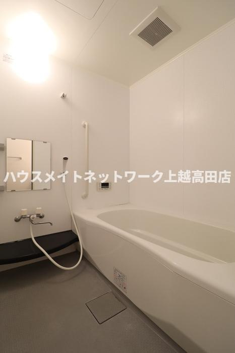 ラグナガーデン上刈の浴室|浴室１坪（追焚機能付）