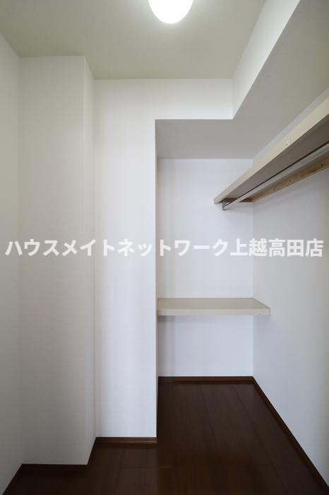 ラグナガーデン上刈の収納|ウォークインクローゼット