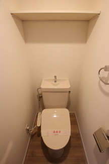 温水洗浄機能付き便座