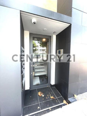 【エントランス】 | ミライズ中野江原町レジデンス