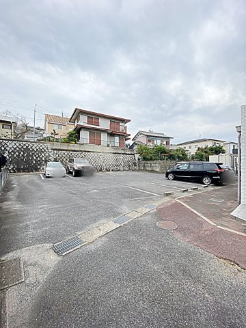 グランシャリオの駐車場|駐車場です