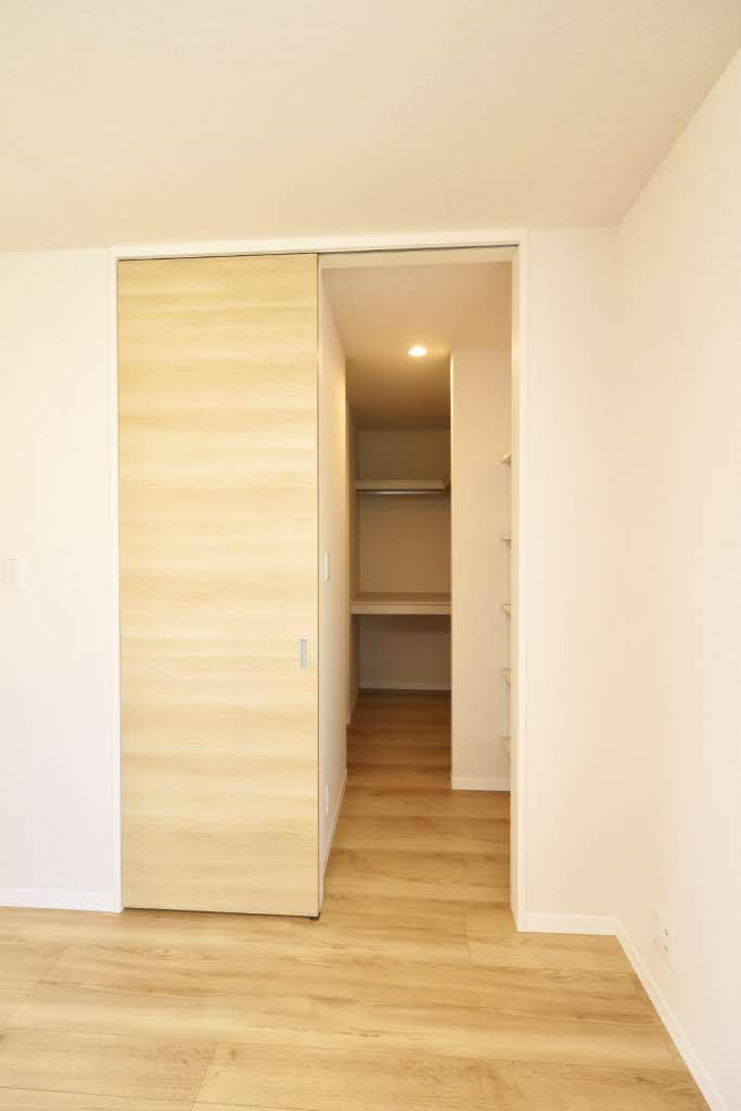 トレスセドロ新保の収納