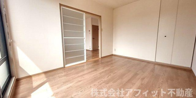 【居間・リビング】 | ジュネパレス東福山B | 洋室6帖