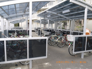 【その他共用部分】 | 敷地内に、便利な屋根付き駐輪場有り。