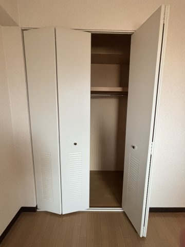 ラフィネ星田の収納