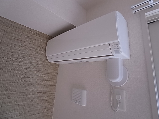 神戸市須磨区妙法寺字筆前のアパートの設備|エアコン