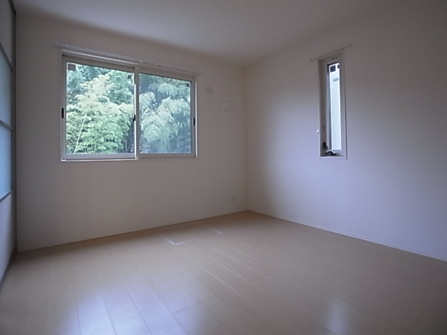 神戸市須磨区妙法寺字筆前のアパート