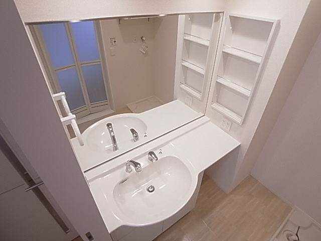 神戸市須磨区妙法寺字筆前のアパートの洗面所|シャンプードレッサー