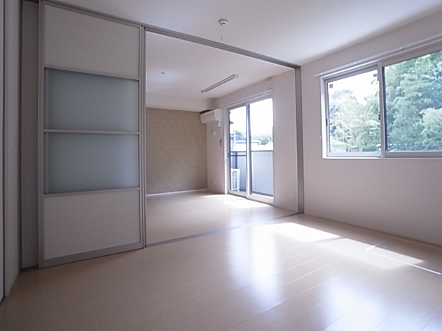 神戸市須磨区妙法寺字筆前のアパートの内装|洋室室内