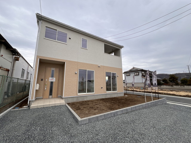 新築　太田市藪塚町第9　クレイドルガーデン　１号棟の外観|現地写真　完成しました！物件のご内覧等、お気軽にお問合せください♪　							


