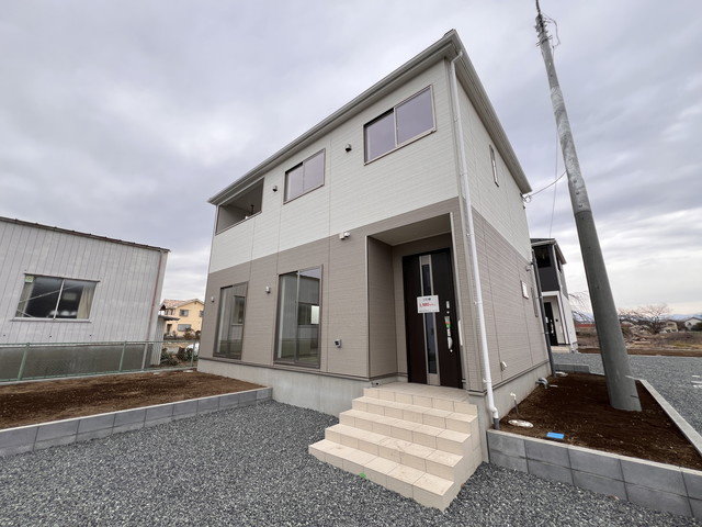 新築　太田市藪塚町第9　クレイドルガーデン　3号棟の外観|現地写真　完成しました！ご内覧等、お気軽にお問合せください♪　							


