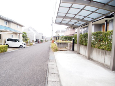 【前面道路含む現地写真】 | 中古戸建　南向台１丁目