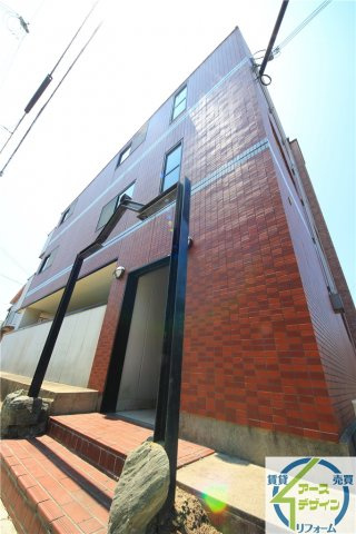 マンションエイトの外観