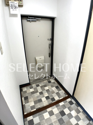 【玄関】 | サンポール明大寺 | 明るい玄関です
